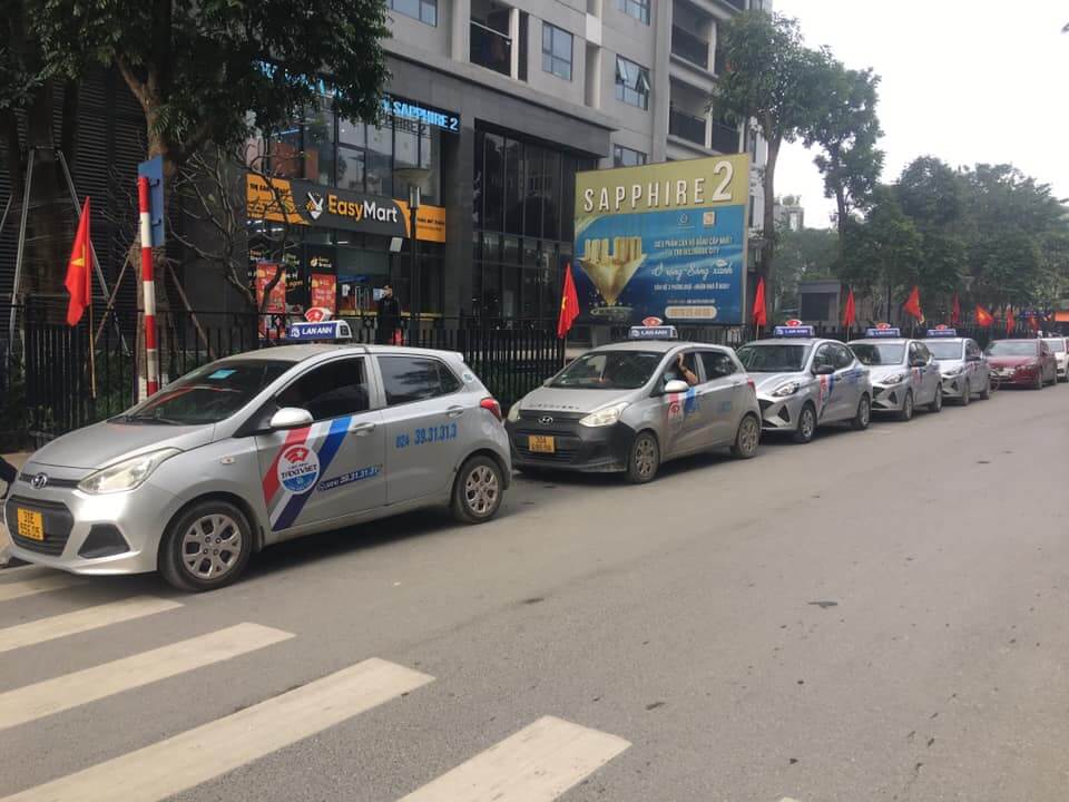 Hệ thống taxi Lan Anh