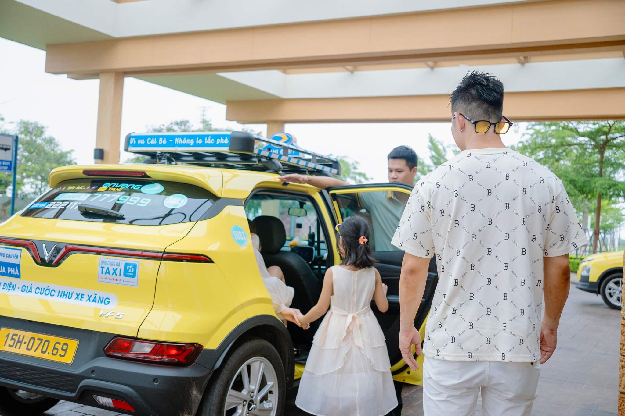 Taxi Én Vàng đồng hành cùng bạn trên mọi hành trình