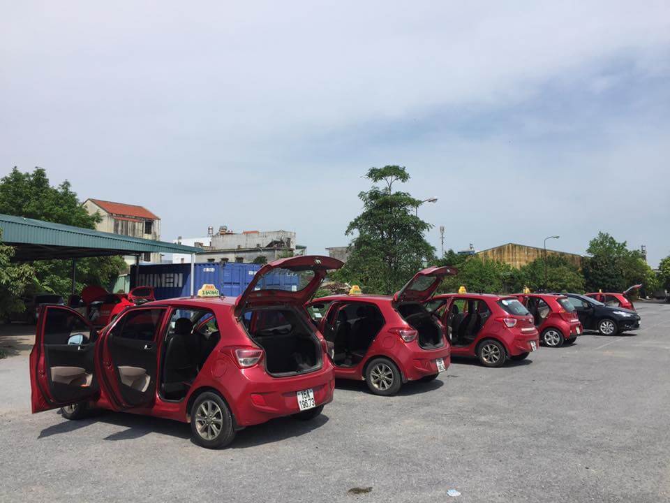 Taxi Hoa Phượng được vệ sinh và bảo dưỡng thường xuyên