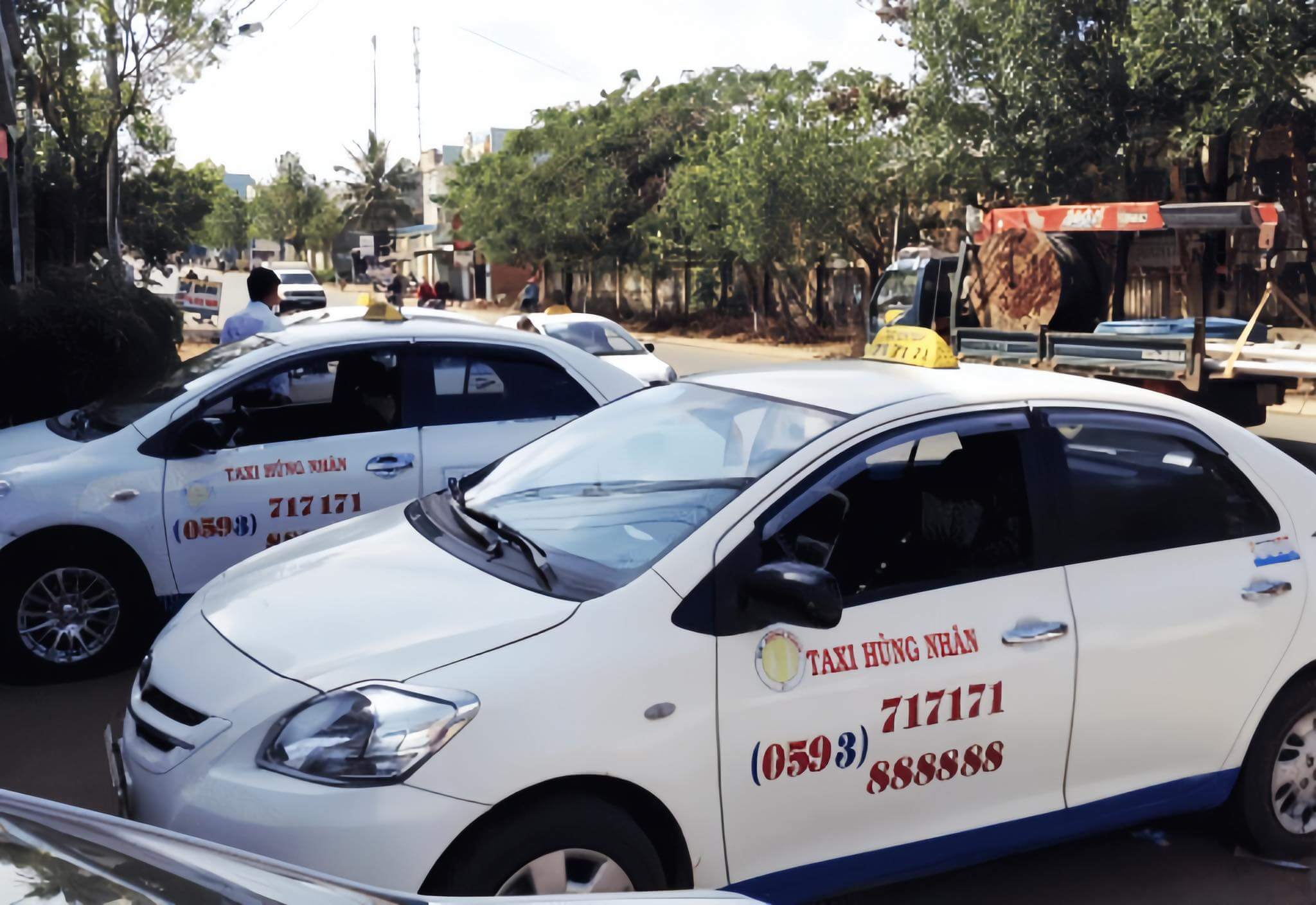 Taxi Hùng Nhân đồng hành cùng khách trên mọi hành trình