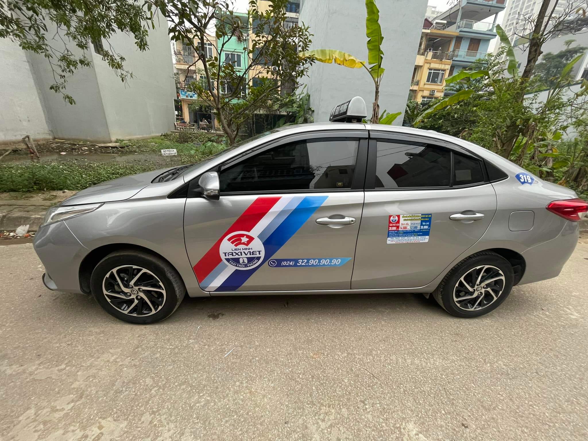 Xe taxi Trôi Phùng