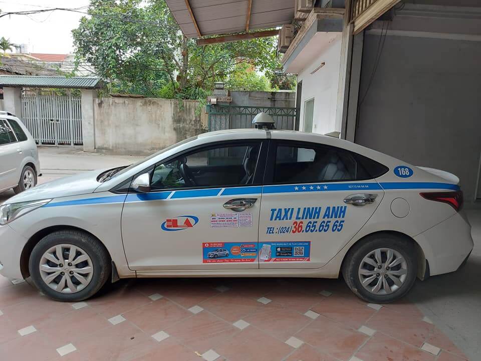 Xe taxi Linh Anh