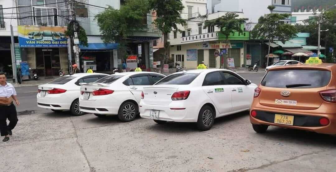 Taxi Bông Sen 