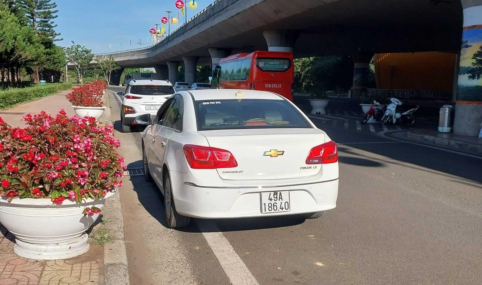 Taxi Tuấn Phong sẵn sàng phục vụ khách hàng 