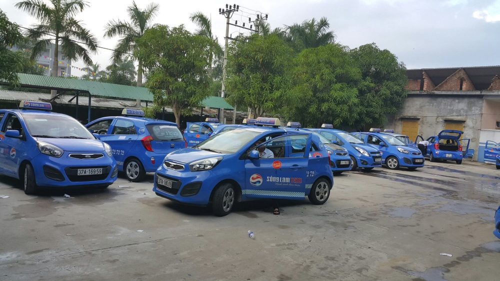 Taxi Sông Lam sẵn sàng phục vụ khách