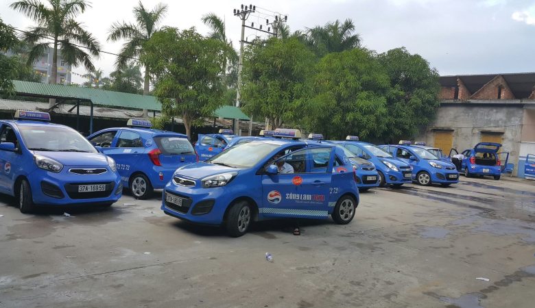 Taxi Sông Lam sẵn sàng phục vụ khách