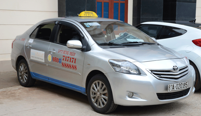 Xe taxi Hùng Nhân