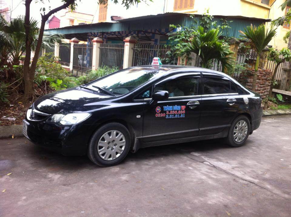 Xe taxi Thành Đông